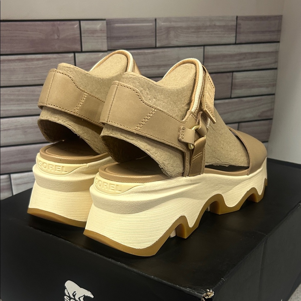 New NWT Sorel Kinetic Impact Y-Strap High Sandal Women's size 12 Honest Beige/Ho - Picture 6 of 9